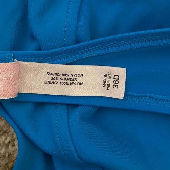 Victoria Secret 2 Piece Bikini Halter Tie Womens Swimsuit Size M - Picture 8 of 9